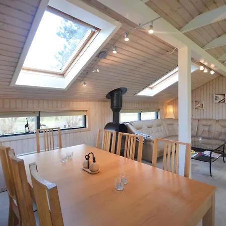 Ferienhaus 4 Bedroom Nice In Vaeggerlose Bøtø By